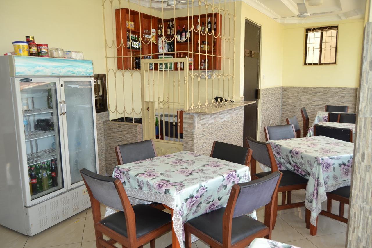 Barcelona Lodge Bagamoyo Ngoại thất bức ảnh
