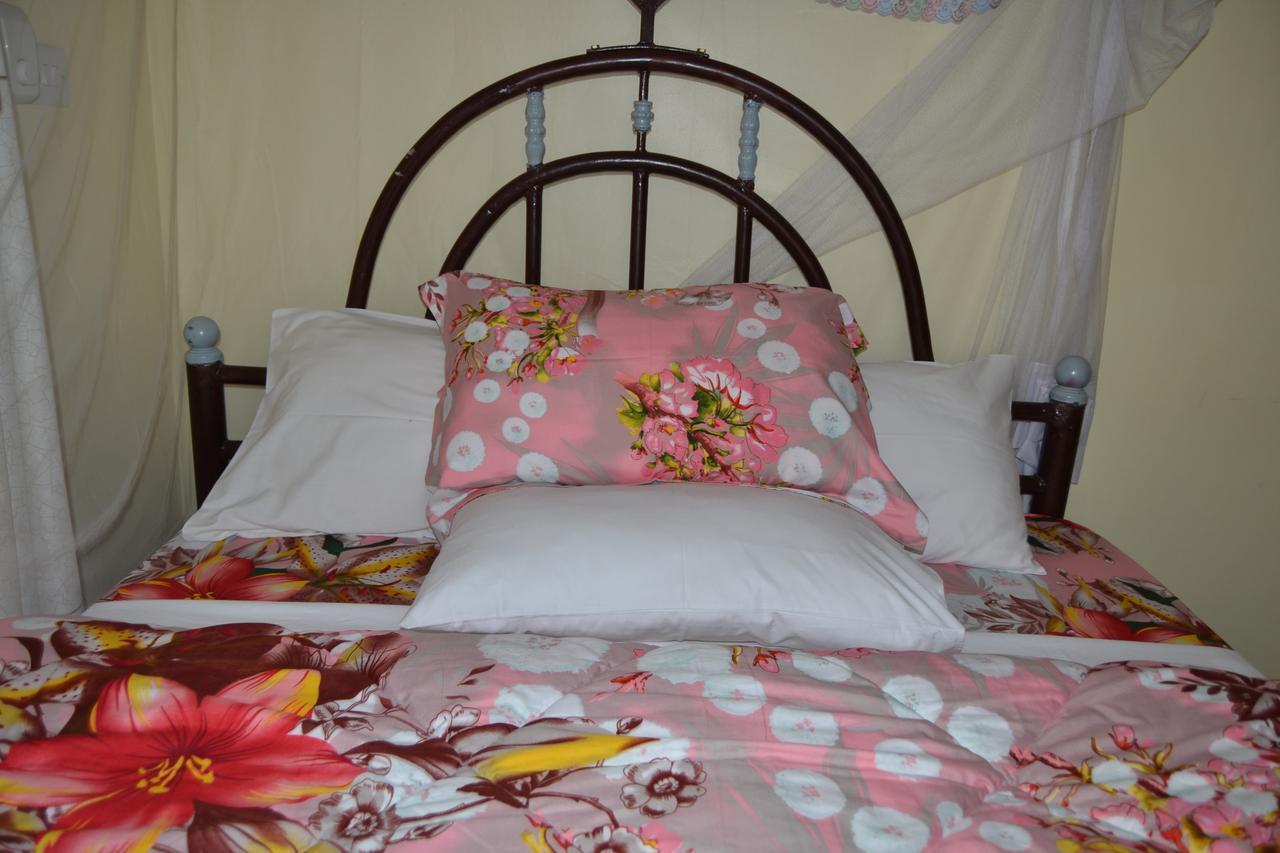 Barcelona Lodge Bagamoyo Ngoại thất bức ảnh